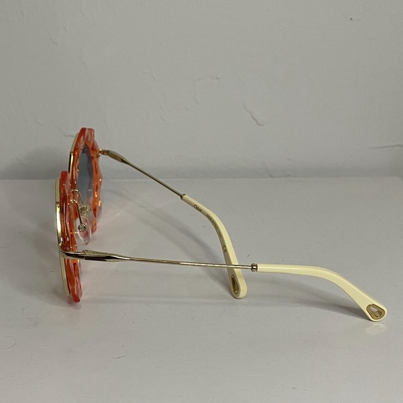 HP! 💕NWT Chloe’ pink large round scalloped edged blue lens gold sunglasses! - Picture 3 of 12